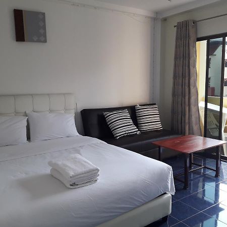 Chinn House Karon Екстериор снимка