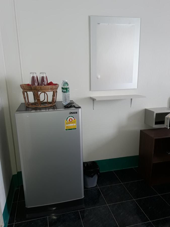 Chinn House Karon Екстериор снимка