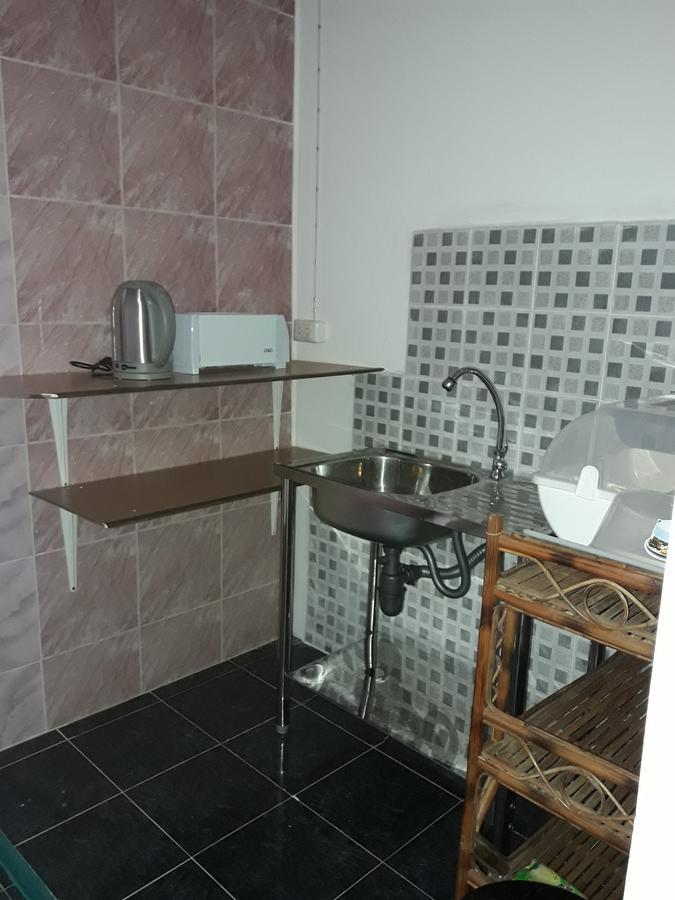 Chinn House Karon Екстериор снимка
