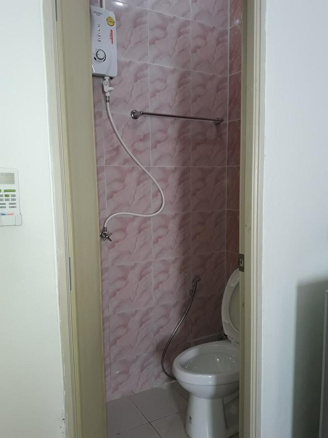 Chinn House Karon Екстериор снимка