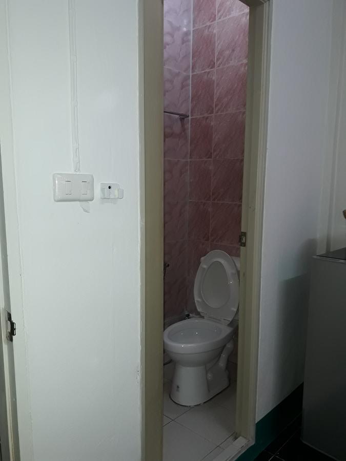 Chinn House Karon Екстериор снимка